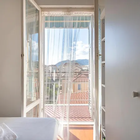 Panoramic Balcony In The Heart Of Daire